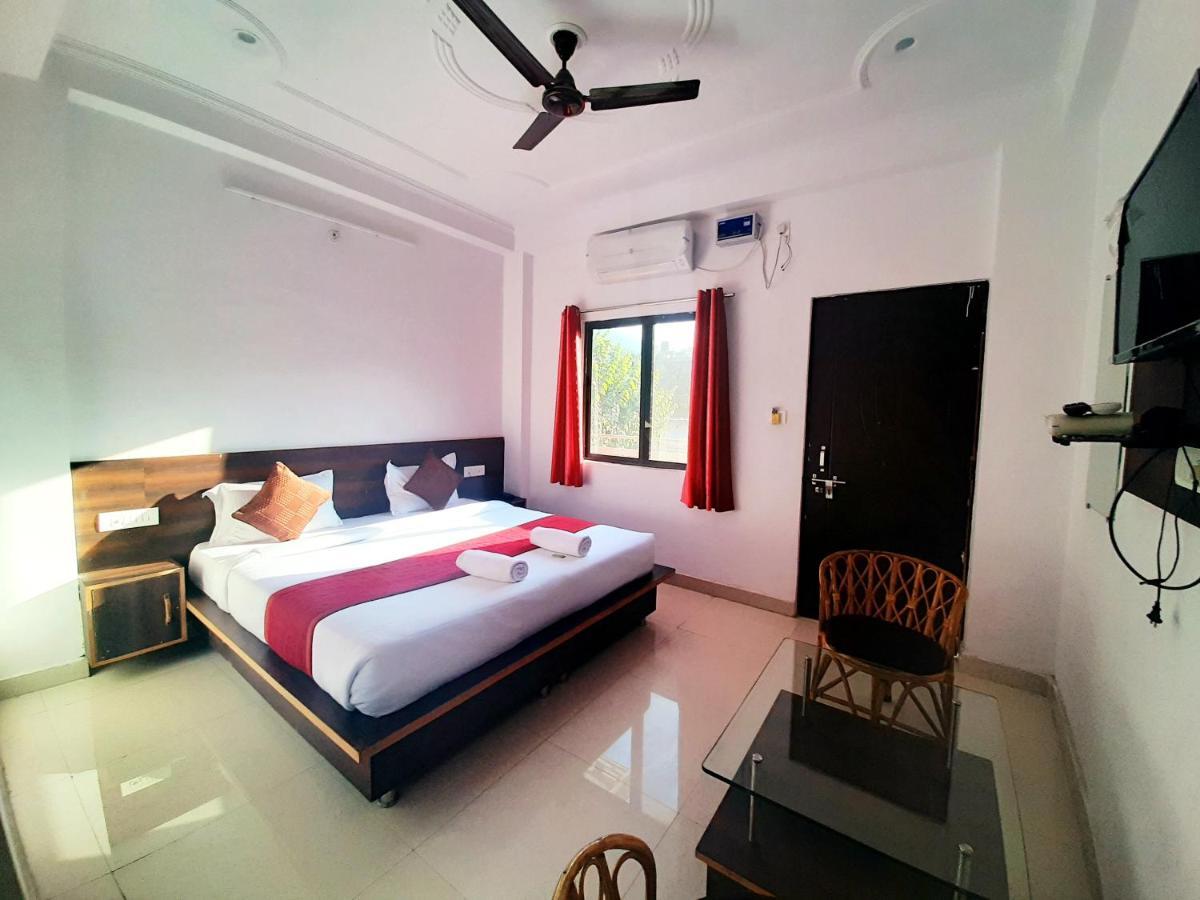 Orchid Hostel Rishikesh Bagian luar foto