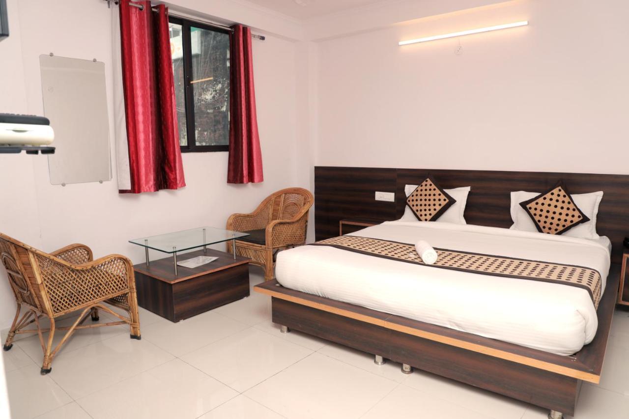Orchid Hostel Rishikesh Bagian luar foto