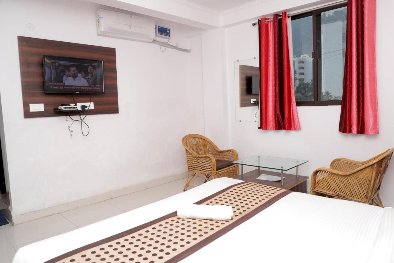 Orchid Hostel Rishikesh Bagian luar foto