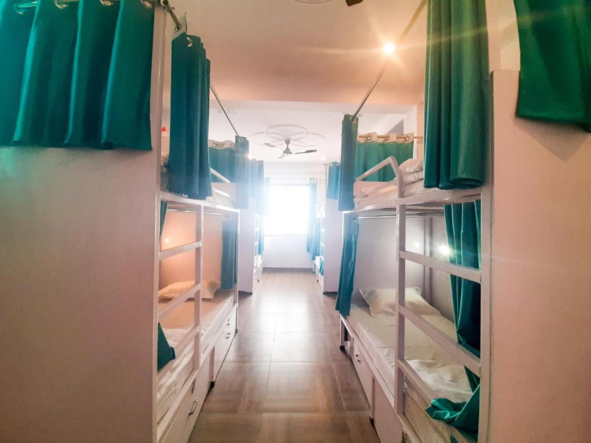Orchid Hostel Rishikesh Bagian luar foto