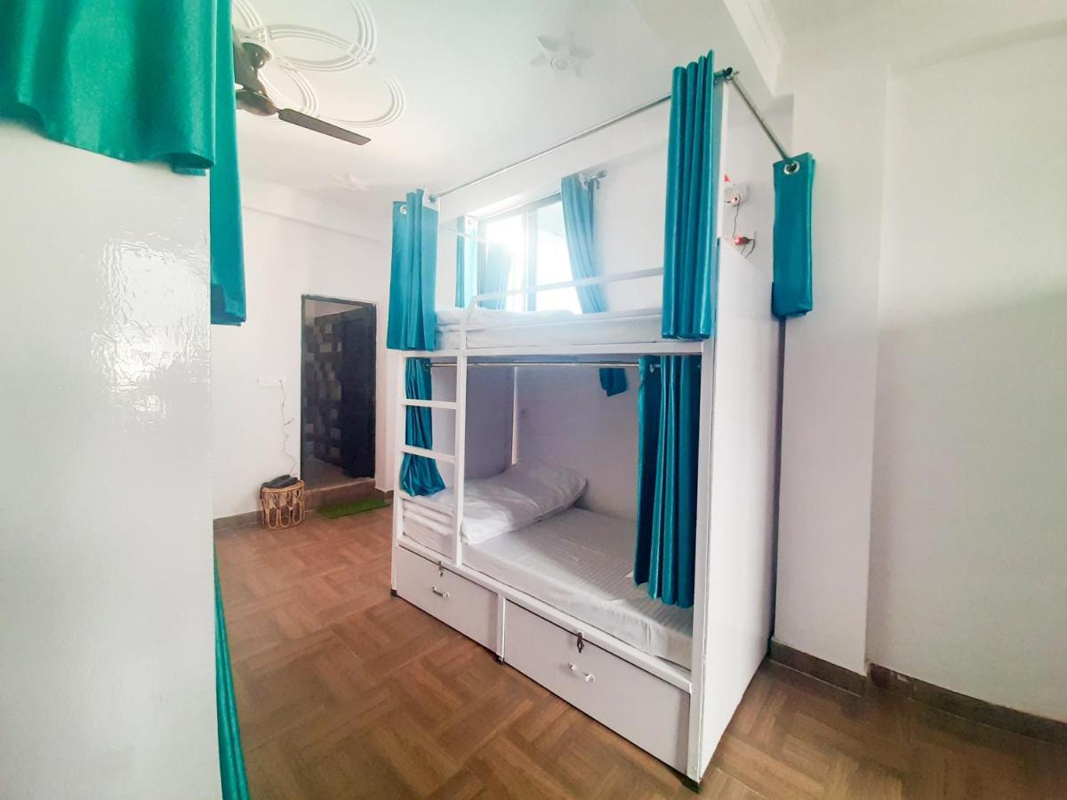 Orchid Hostel Rishikesh Bagian luar foto
